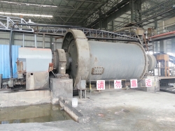 Anhui Xiang Yang new material Co., Ltd. magnetic lining plate mill